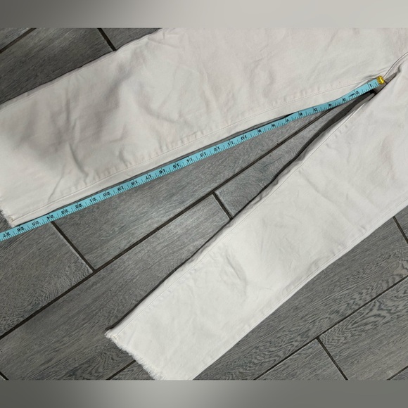 DL1961 Patti Straight High Rise 27" Jeans Size 26 - Picture 8 of 11